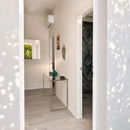 Seicuori - 2 Camere, 2 Bagni, Parcheggio Падуя